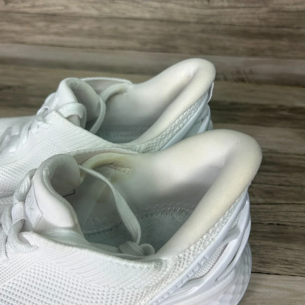 Kizik Athens Shoes Mens 6.5 Womens 8 White Slip On Hands Free Sneakers Comfort - Picture 2 of 11